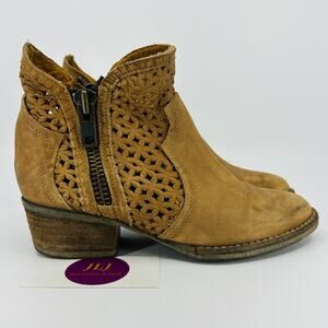 Circle G by Corral Women's Tan Leather Cutout Western Ankle Booties Q0002 Size 6